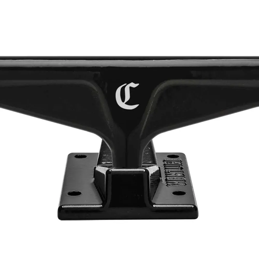 Venture 5.6 Crockett Pro Truck Black