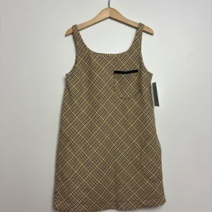 Kleid • 128 • zara