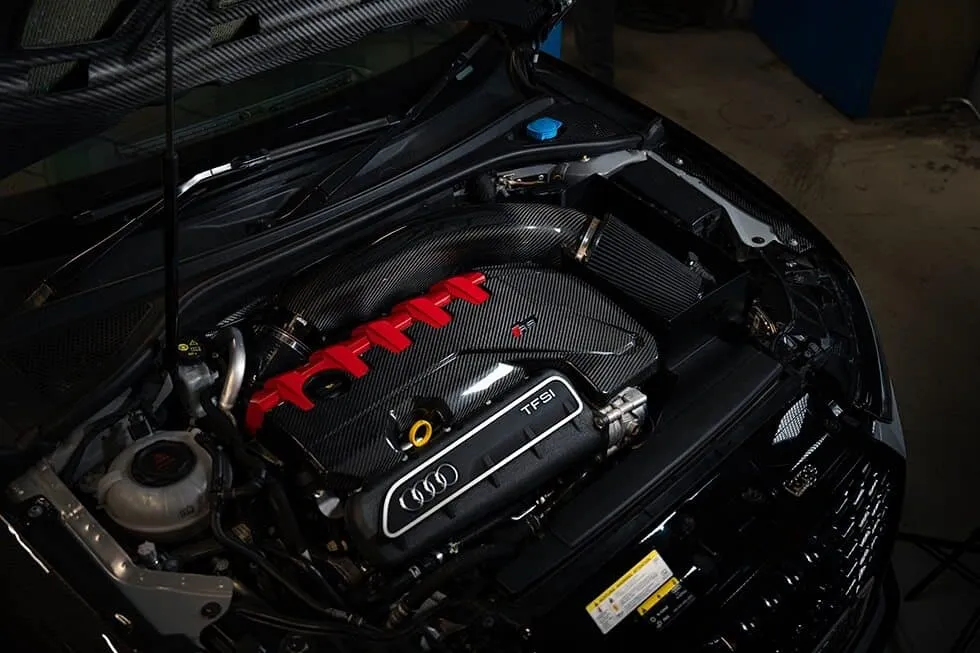 Forge Motorsport Carbonfaser-Luftansaugung Audi RSQ3 2.5TFSI