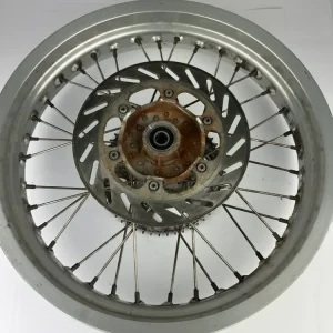 hintere Speichenfelge mit Stollenreifen, Aprilia -06 (RX,MX), 17Z, 15mm Achsdurchmesser