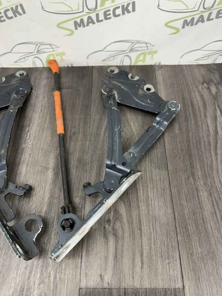Motorhauben Scharniere Links Rechts LC5F Vw Golf Plus 5M 5M0823301 5M0823302