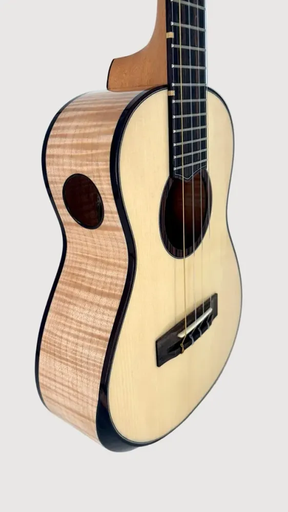'Oli L2 Tenor Spruce Flamed Maple gloss (L2-TSFM)