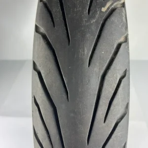 Reifen gebraucht, 5mm Profil, 100/80-17, BJ 16, Pirelli