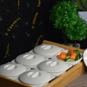 ACAR Bambus-Aperitif-Frühstückstablett mit 6 quadratischen Ovalen aus weißem Porzellan