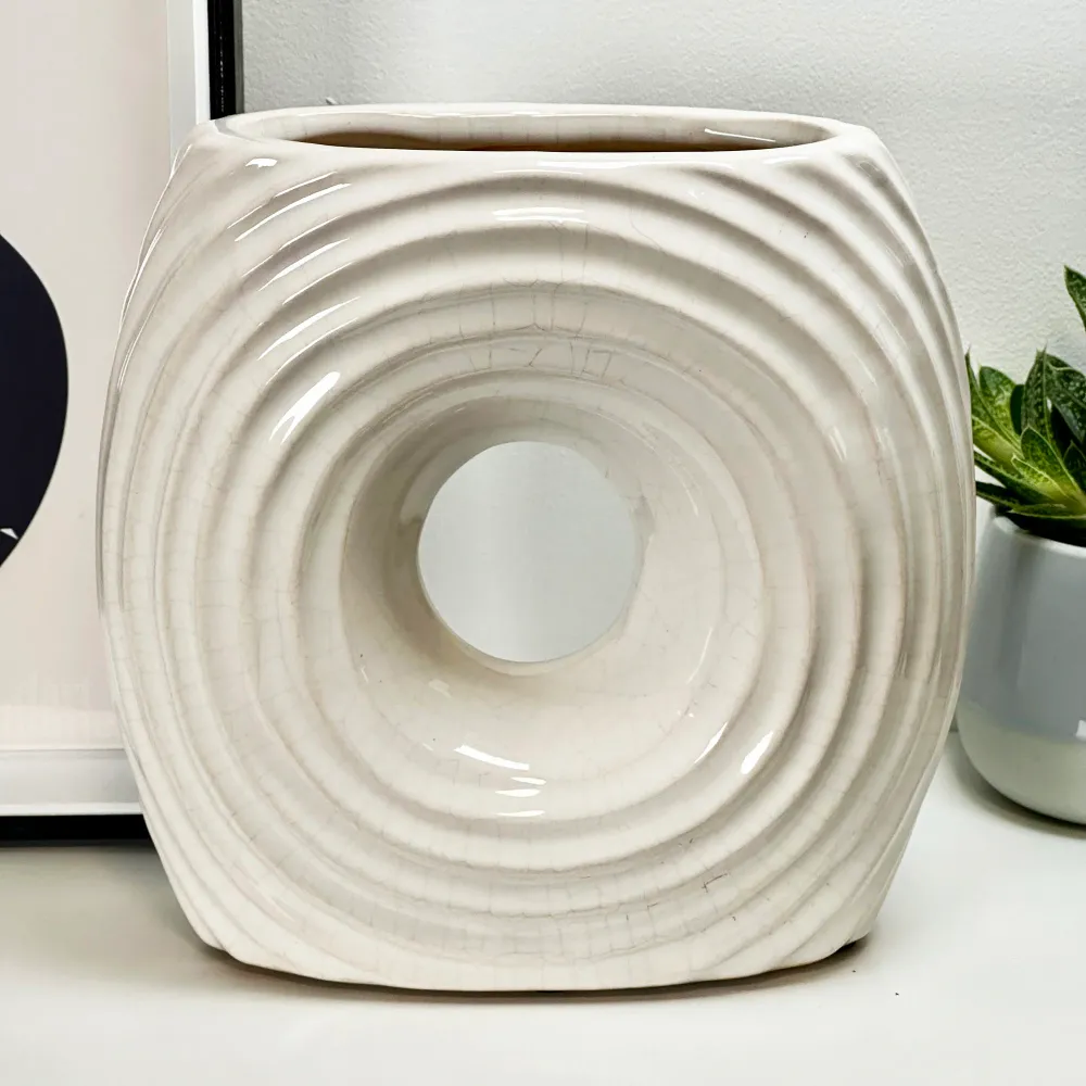 White Ribbed Donut Vase Darthome Limited